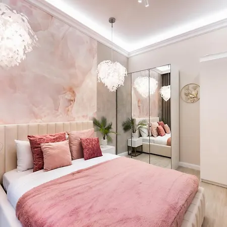 Apartamento New Praga Ladies' & Gentlemen's By Bookinghost Varsóvia