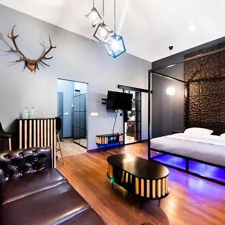 Апартаменты New Praga Ladies' & Gentlemen's By Bookinghost *