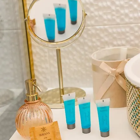 New Praga Ladies' & Gentlemen's By Bookinghost